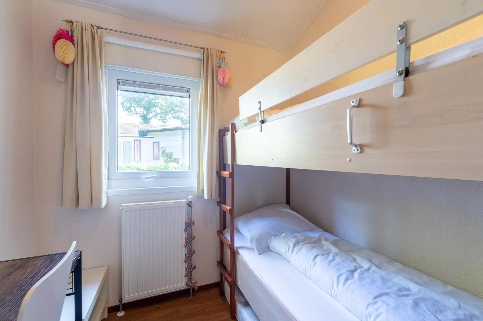 Genieten in Voorthuizen-Bedroom