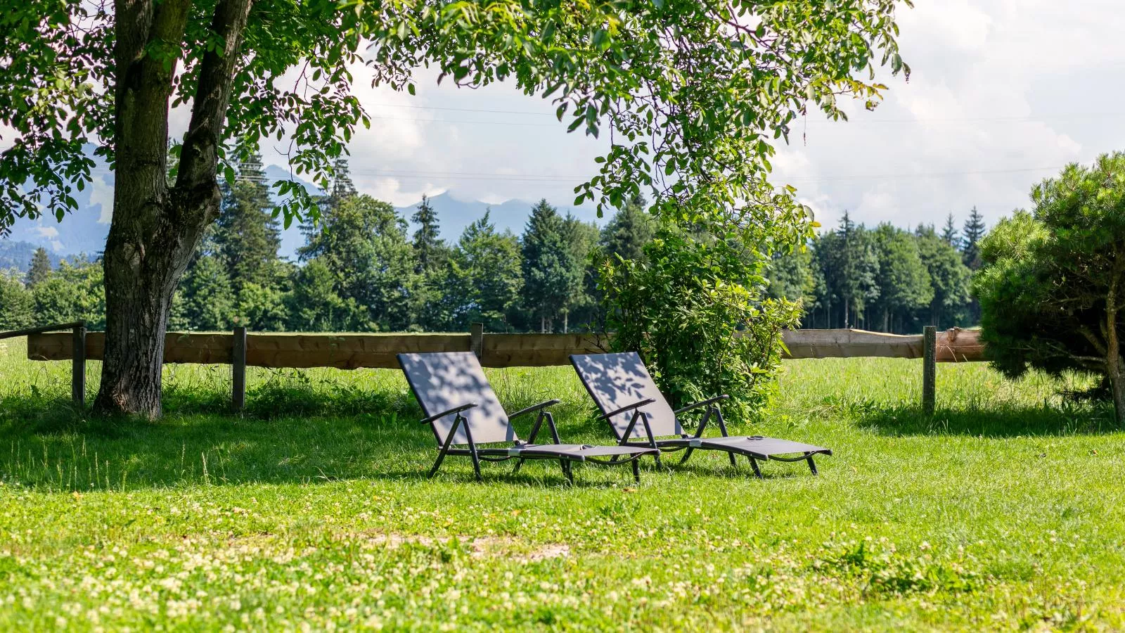 Alpin Hideaway L-Gardens summer