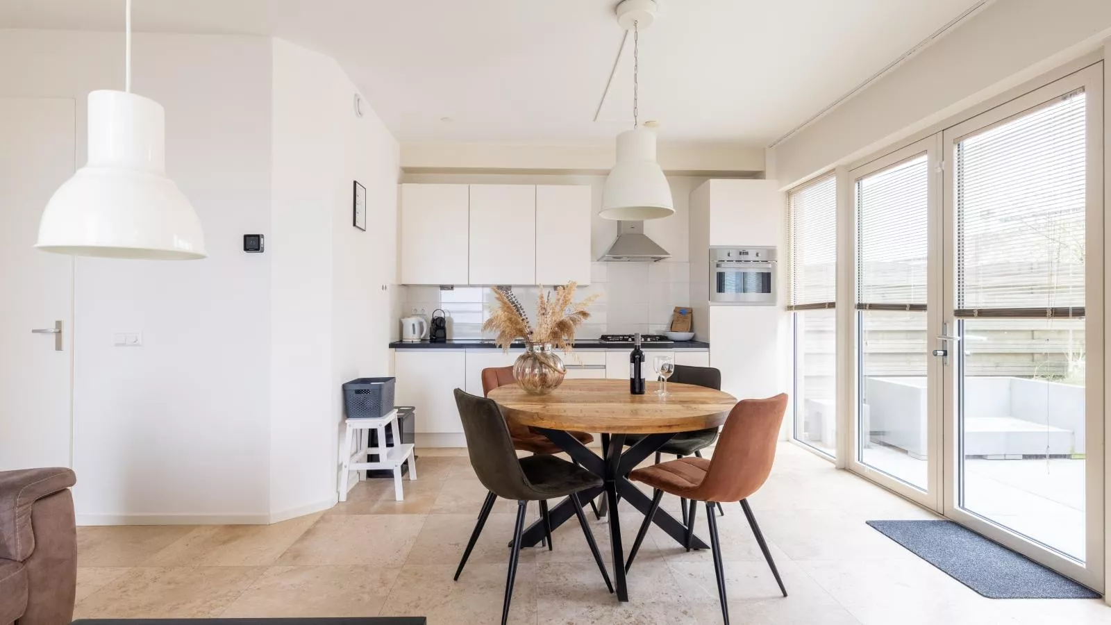 Zeebaars-Dining room