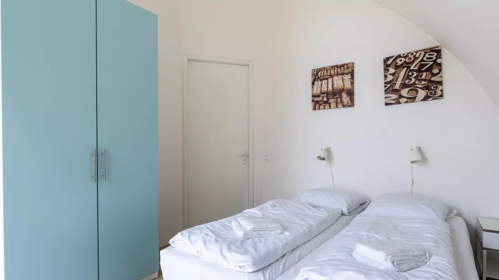 Zeebaars-Bedroom