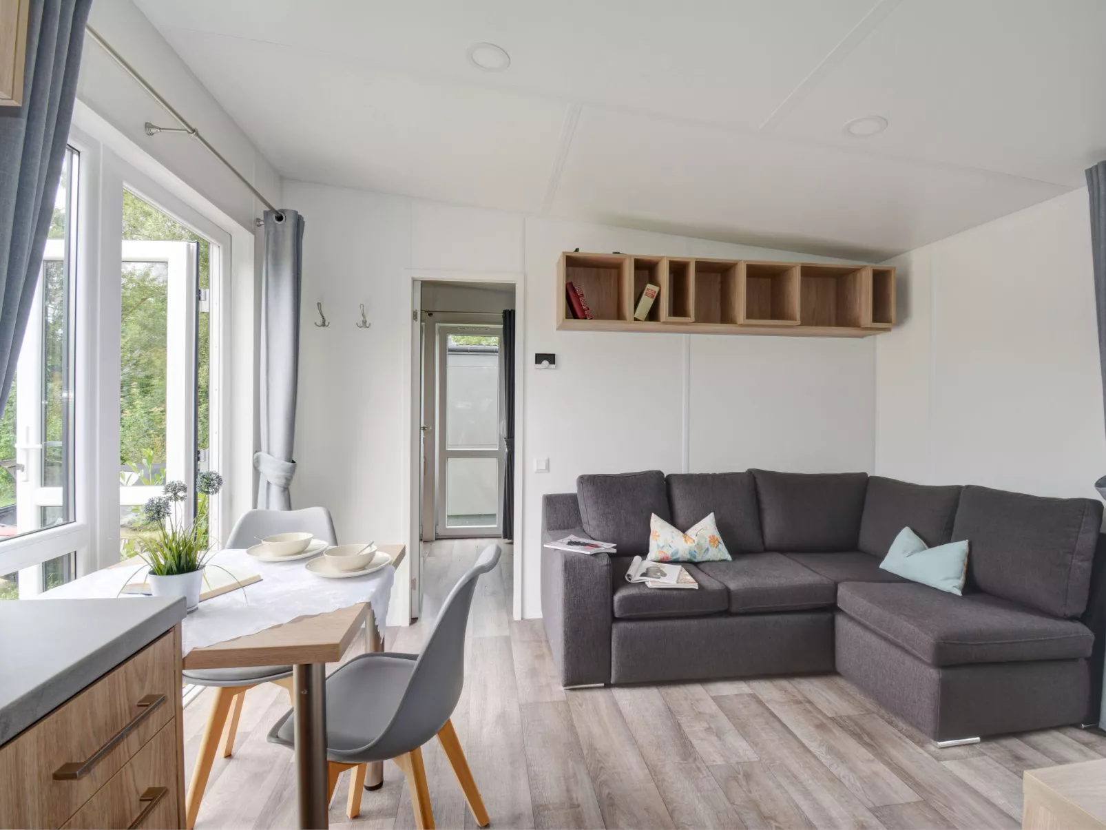 Tiny Haus Jener-Inside