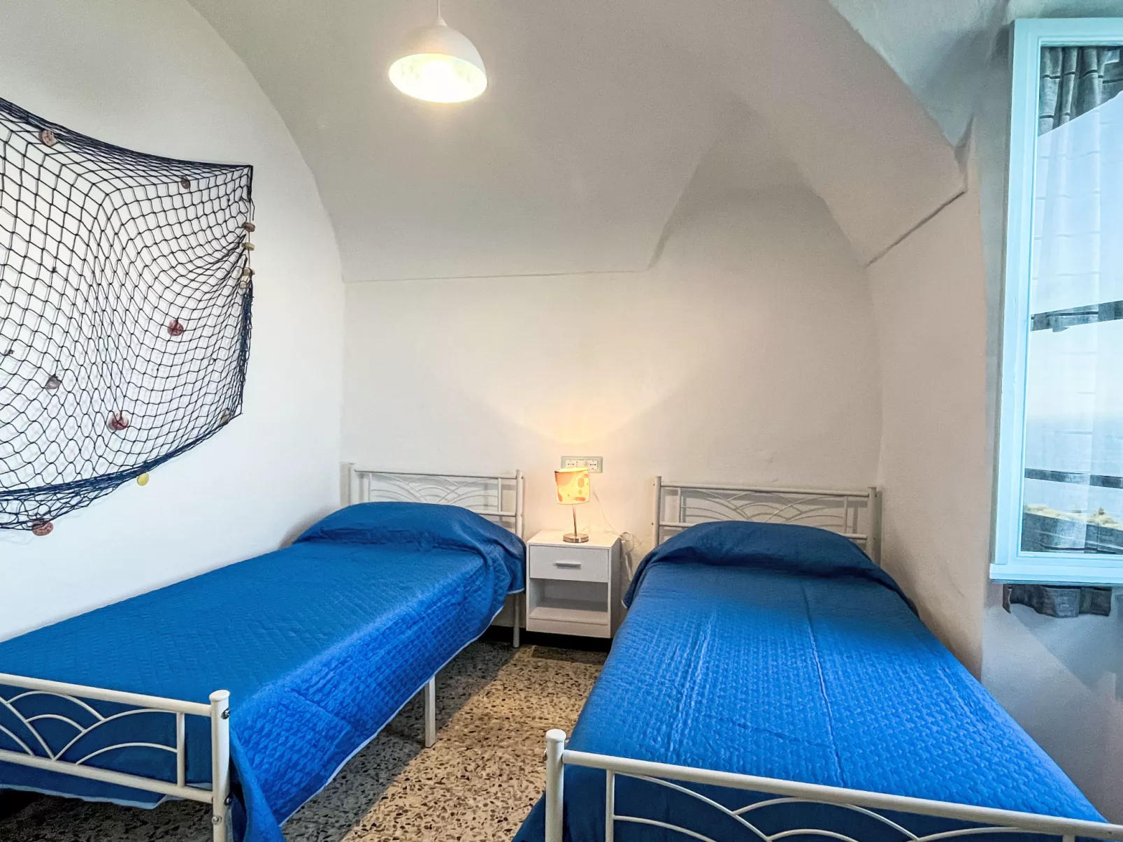 Ca du Maina-Inside