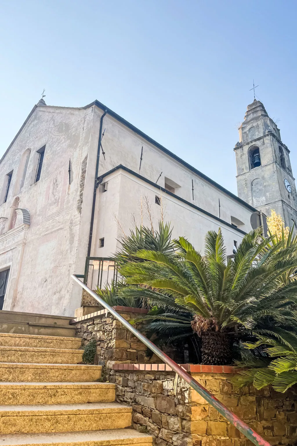 Ca du Maina-Outside