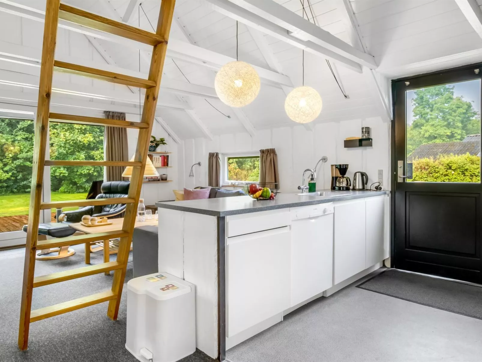 "Diderik" - 30km from the sea-Drinnen