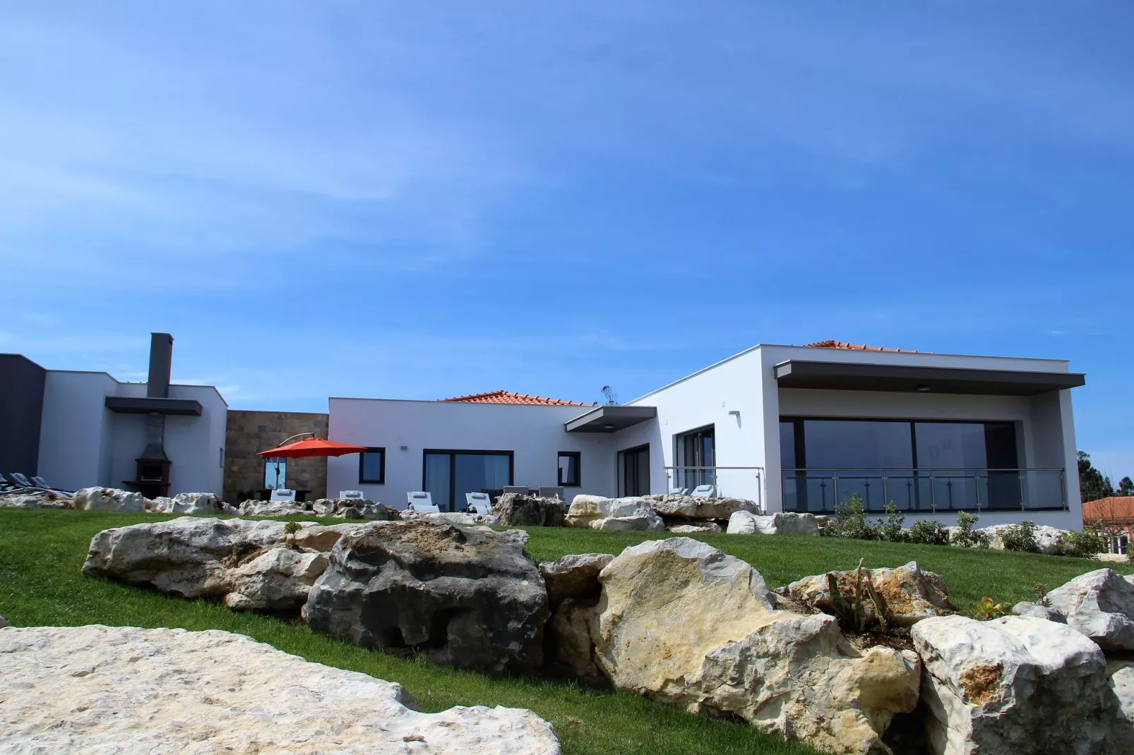 Villa Colina-Exterior summer