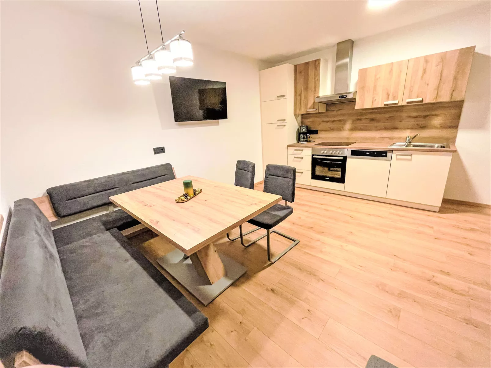 Ferienwohnung Selina-Drinnen
