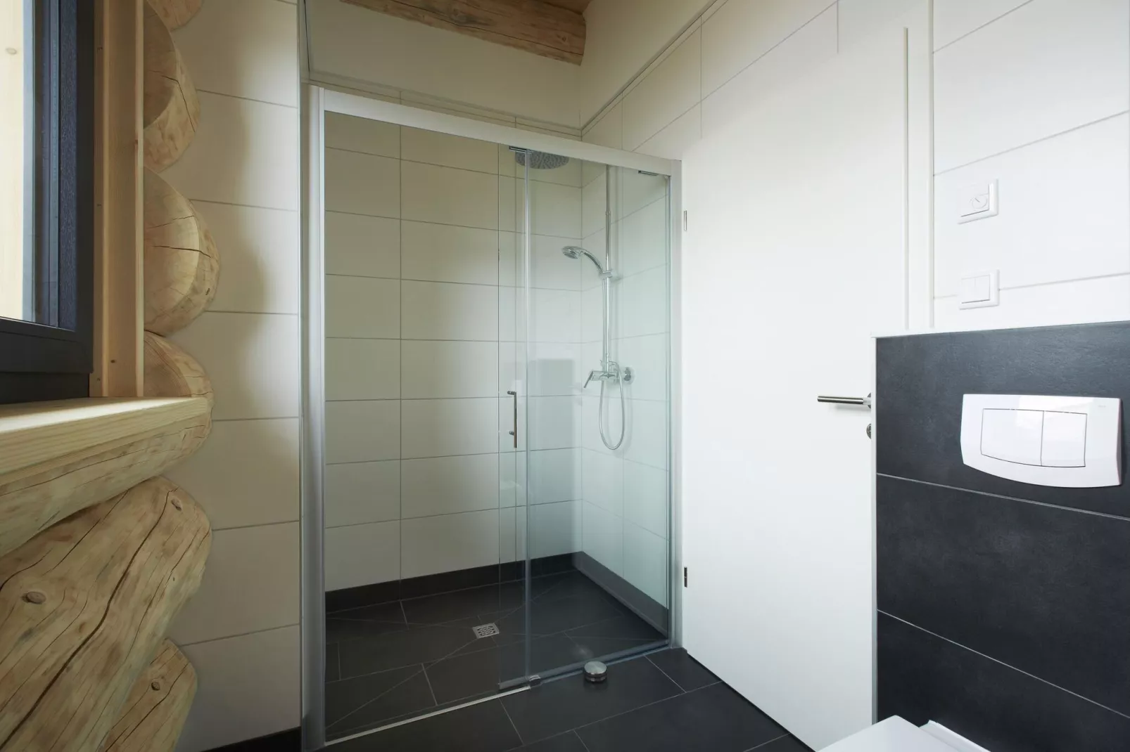 Chalet Laudegg-Bathroom