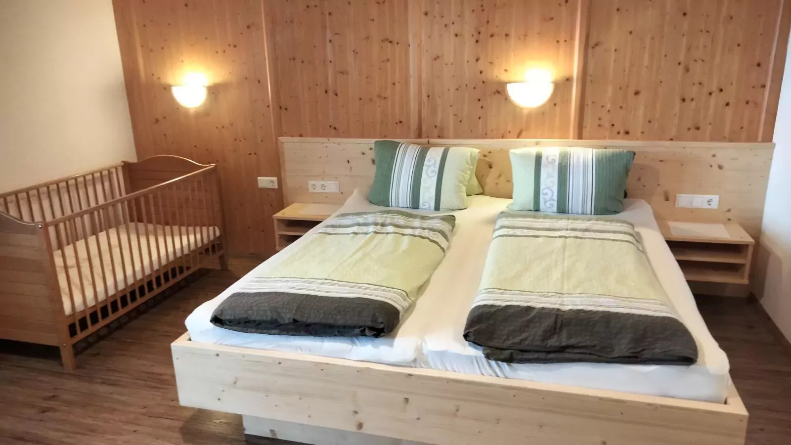 Ferienhaus Almhof-Bedroom