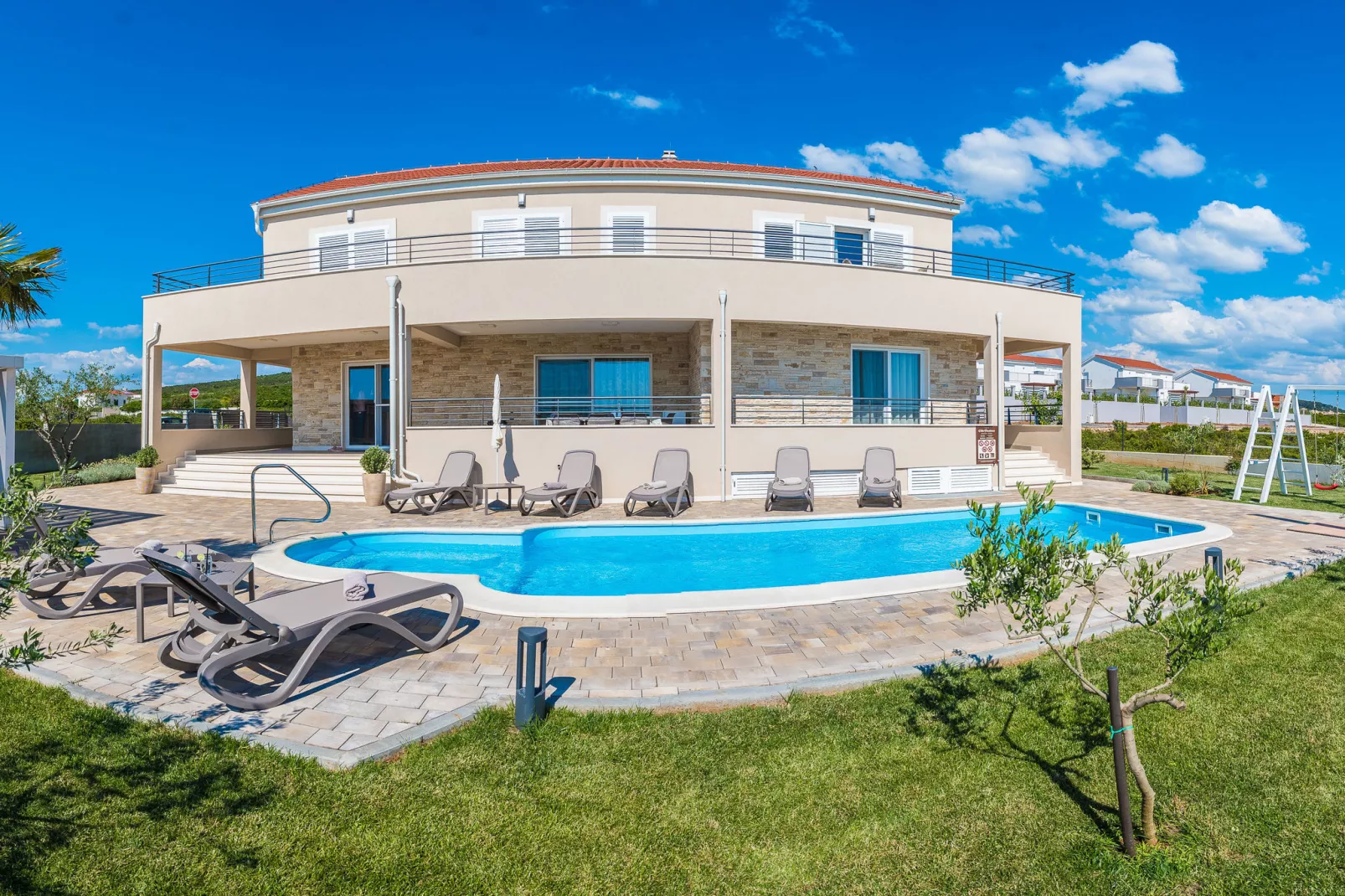 Villa Providenca-Exterior summer