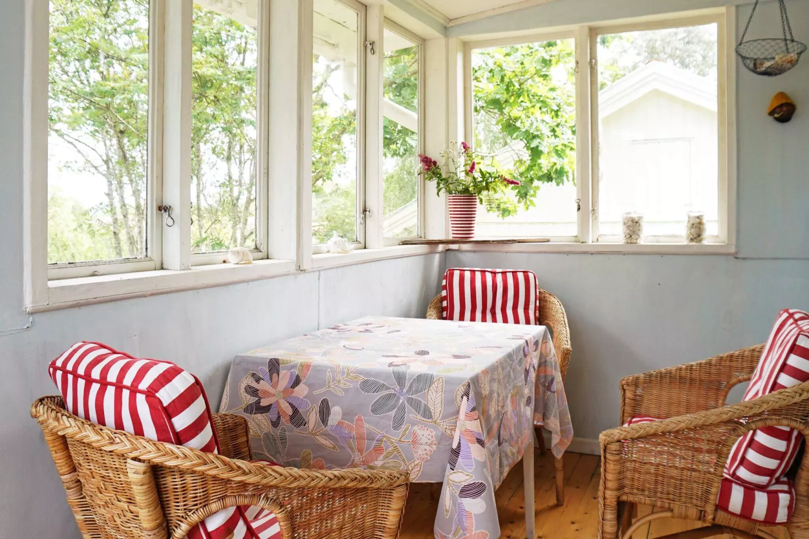 6 person holiday home in KUNGSHAMN-Indoor
