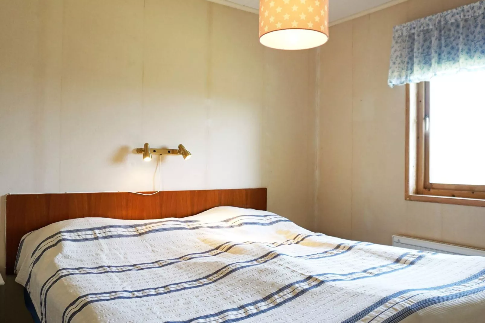 6 person holiday home in KUNGSHAMN-Indoor