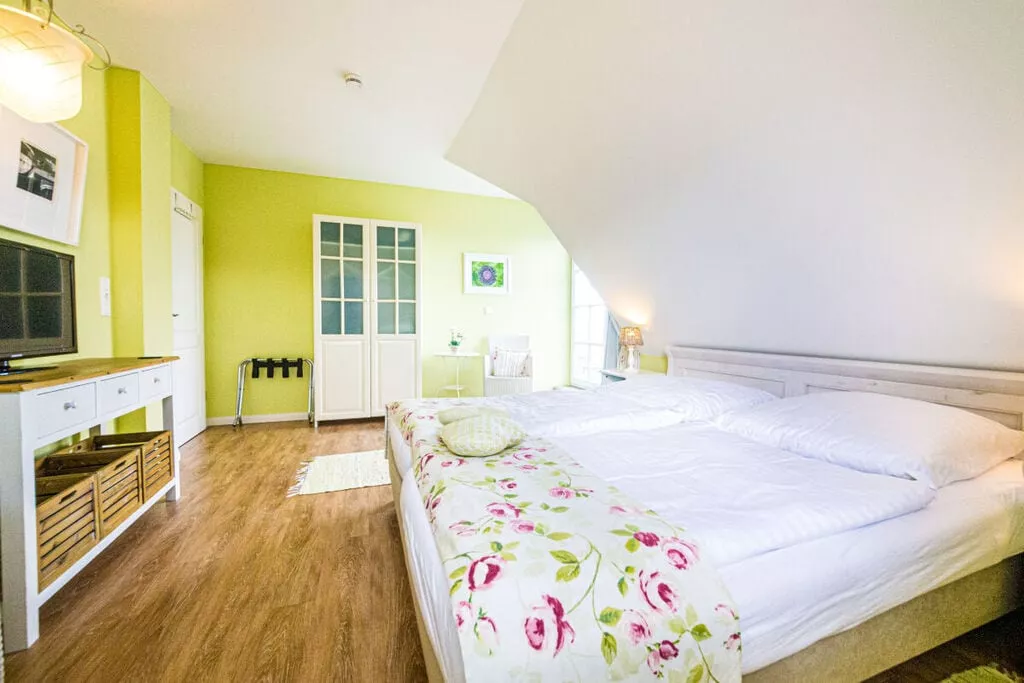 373492-Schlafzimmer