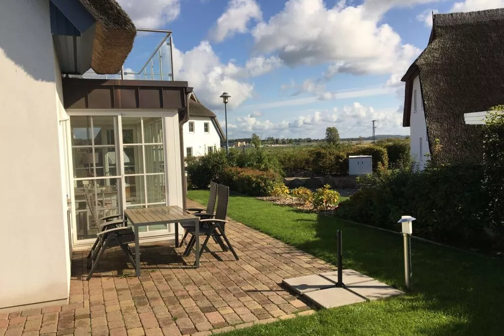 373492-Terrassenbalkon