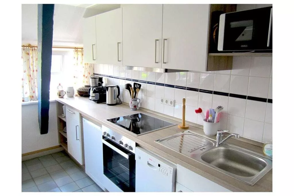 246606-Kitchen