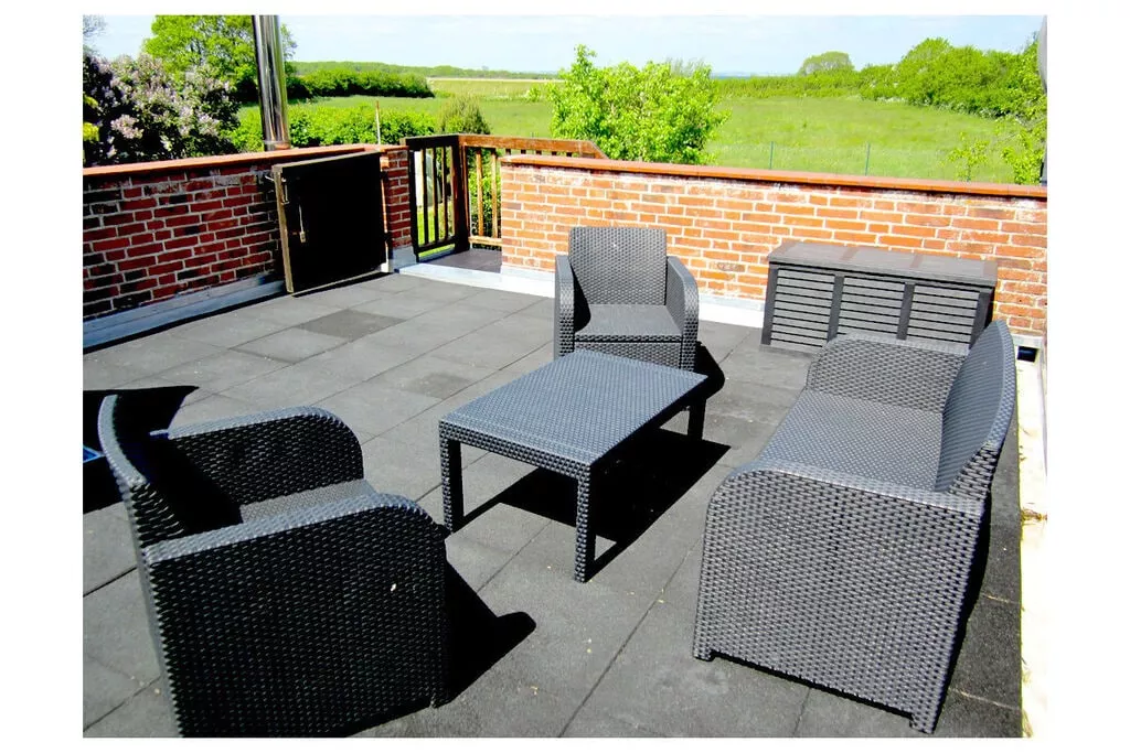 246606-Terrace balcony