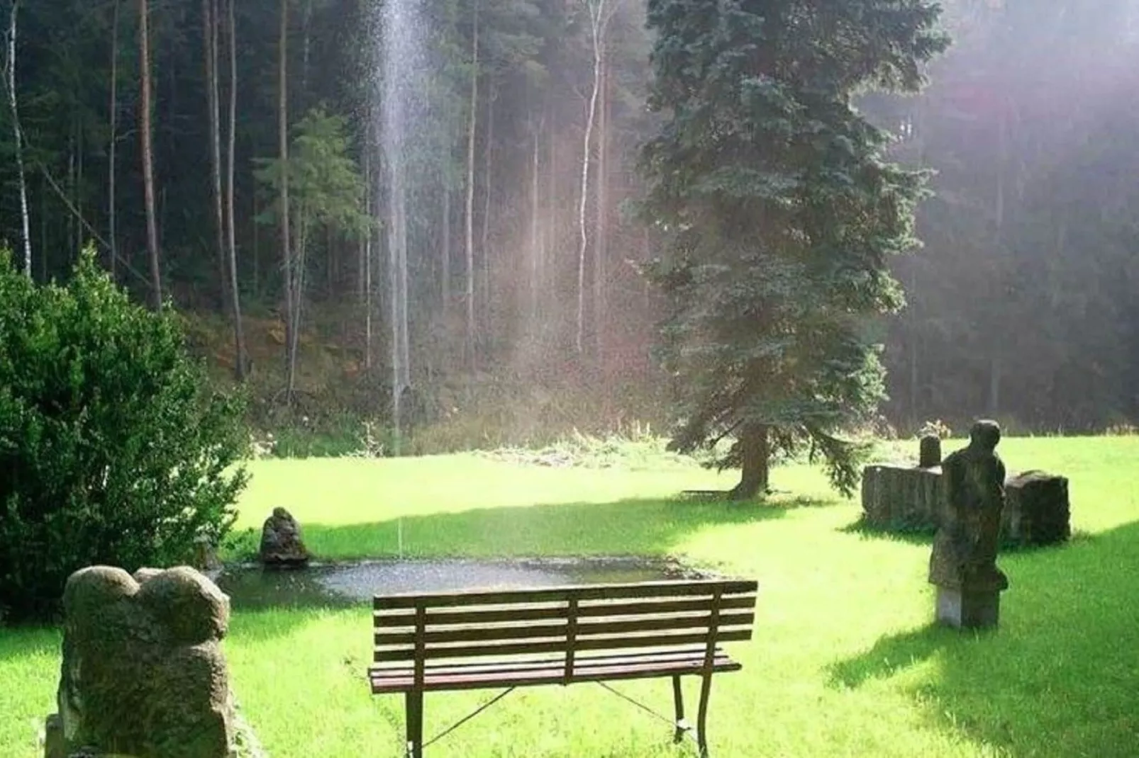 Villa Rotschönberg-Garten Sommer