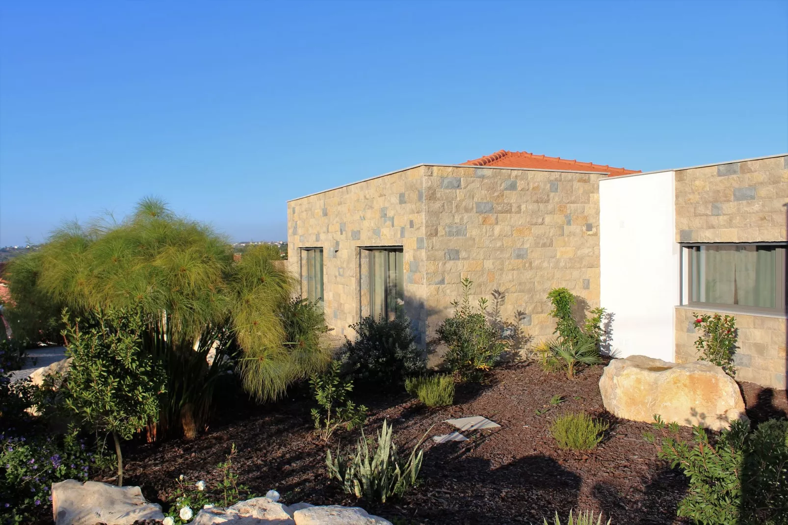 Villa Colina-Exterior summer