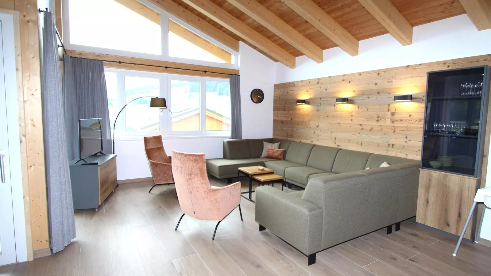 Grebenzen Lodge 53-Living room