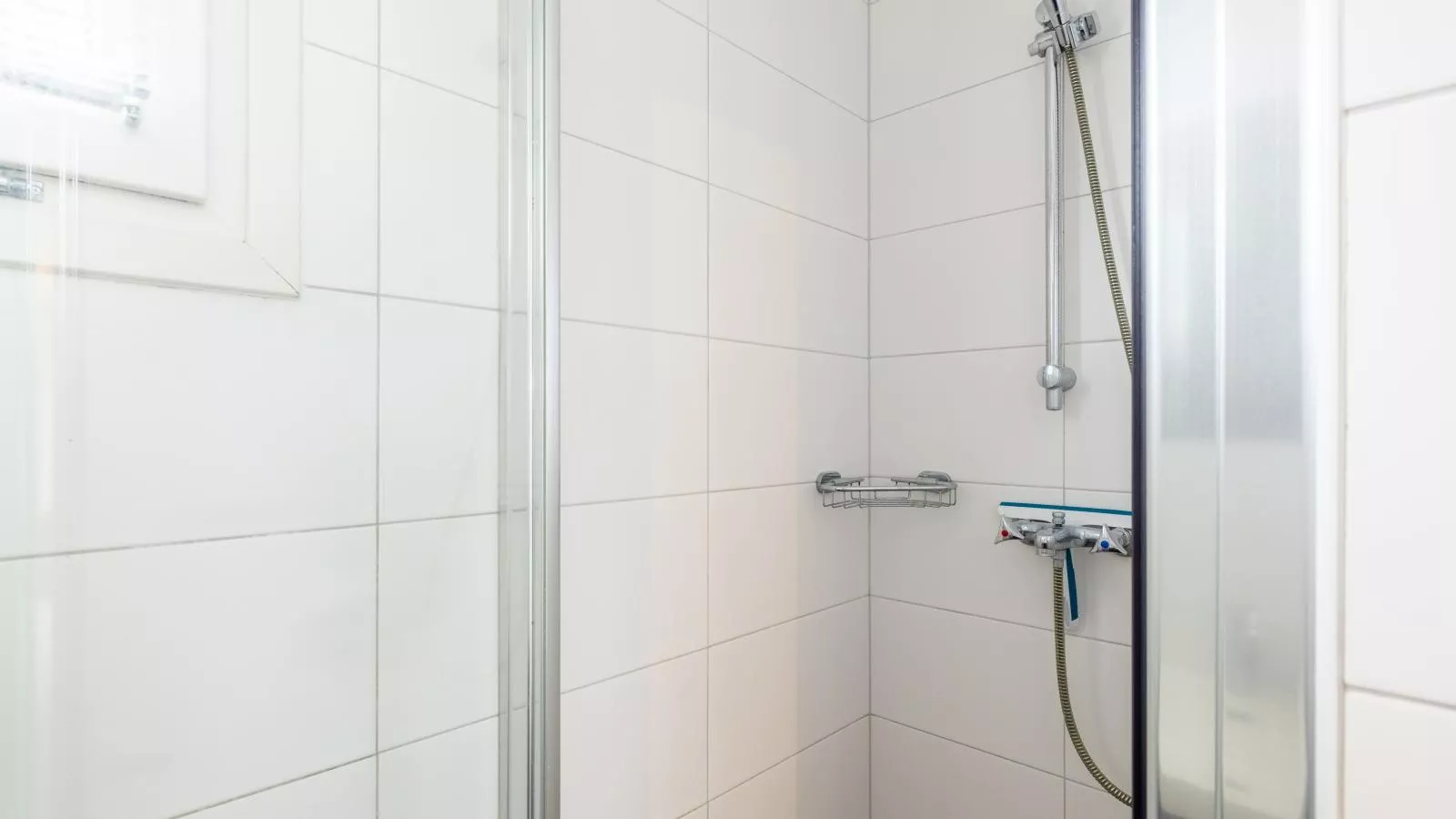 Dubbel Pret-Bathroom