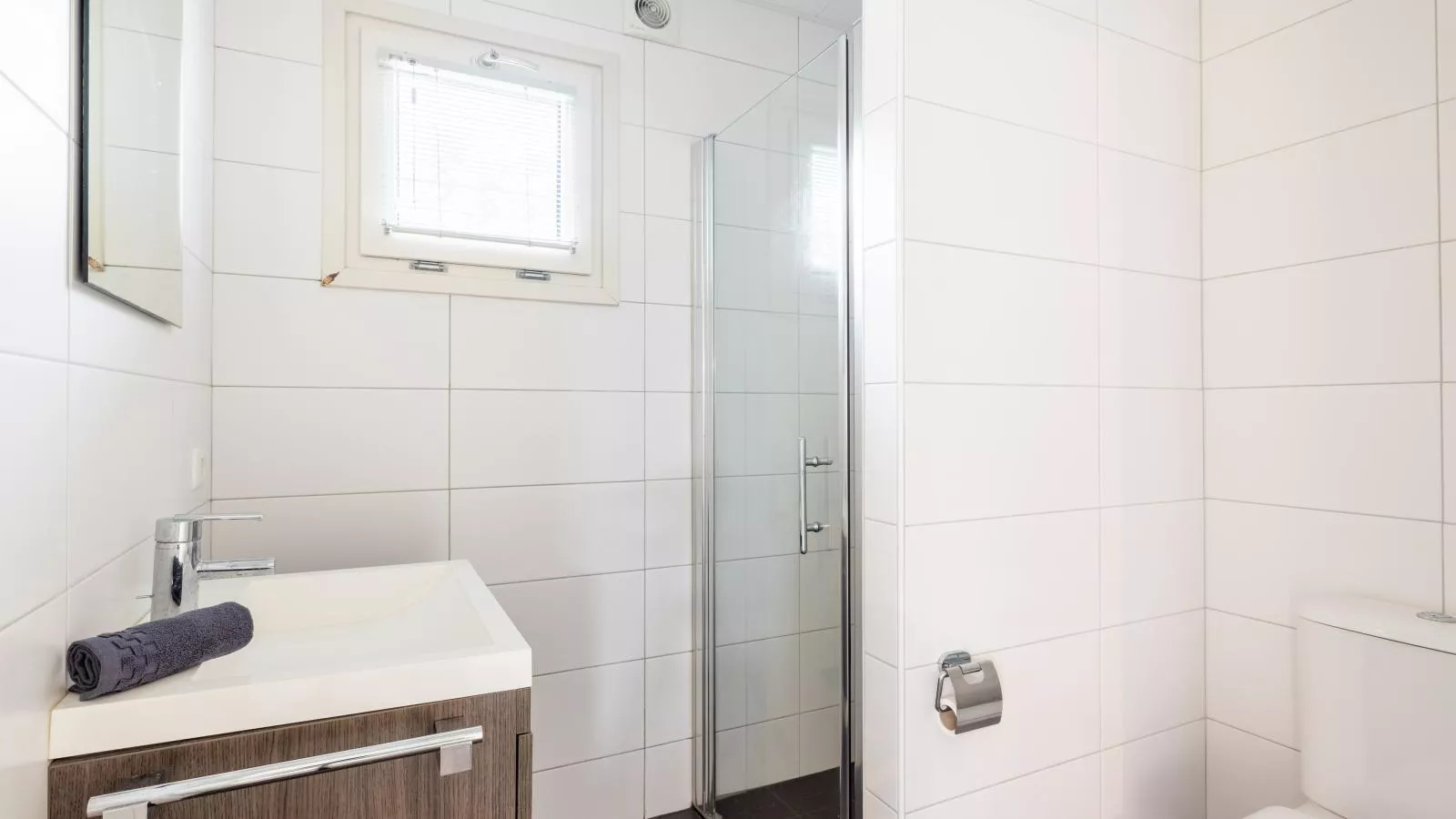 Dubbel Pret-Bathroom