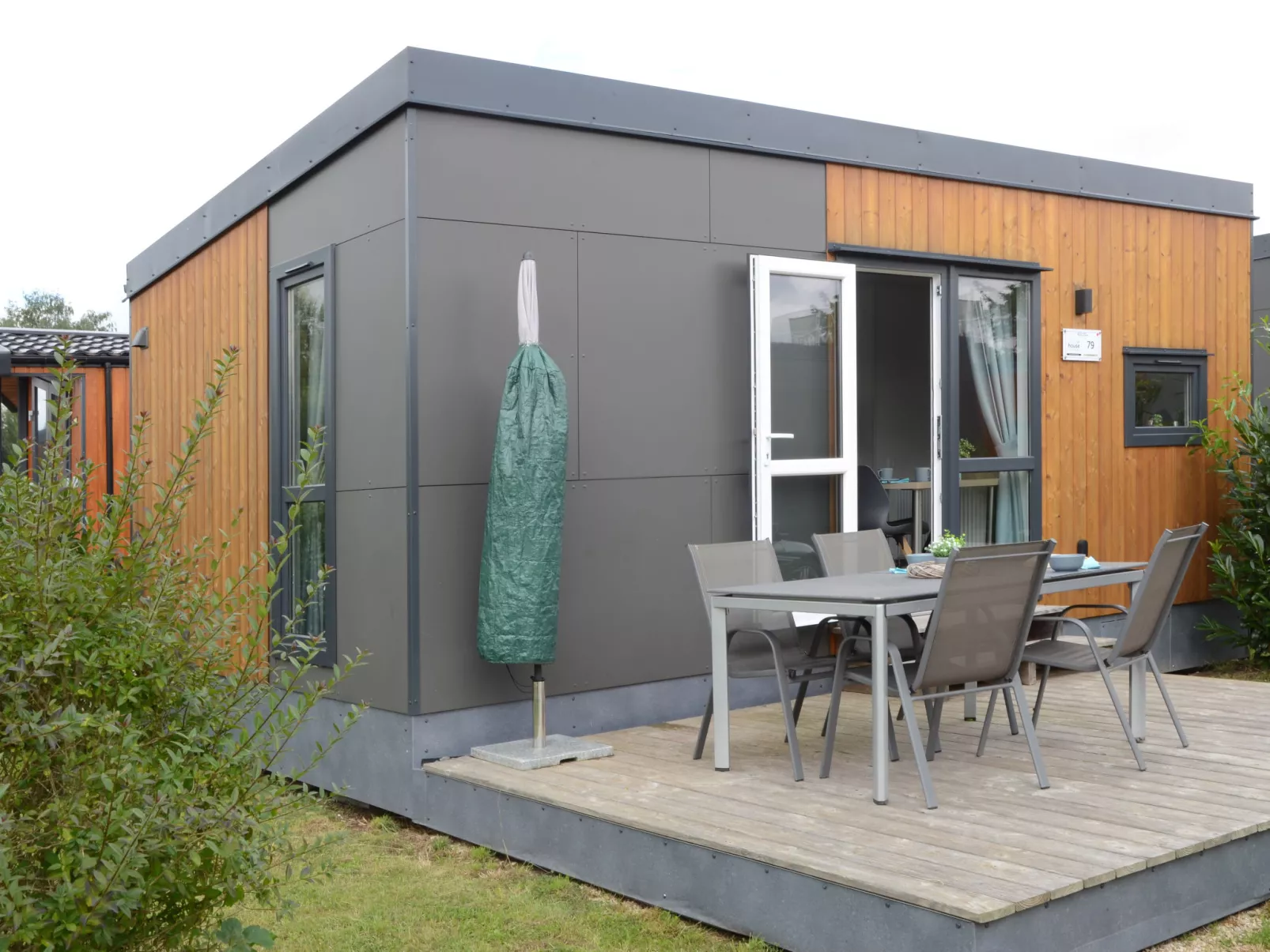 Tiny Haus Leitner-Dehors