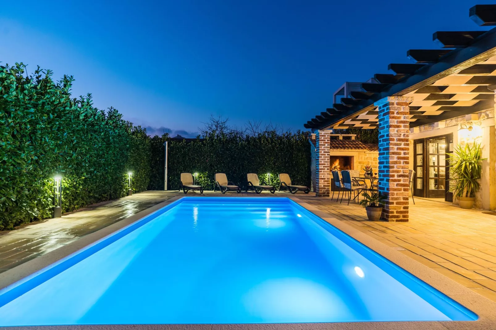 Holiday house Sukosan-Pool