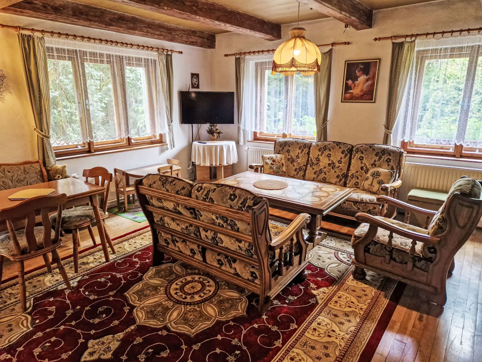 Horní Lánov-Inside
