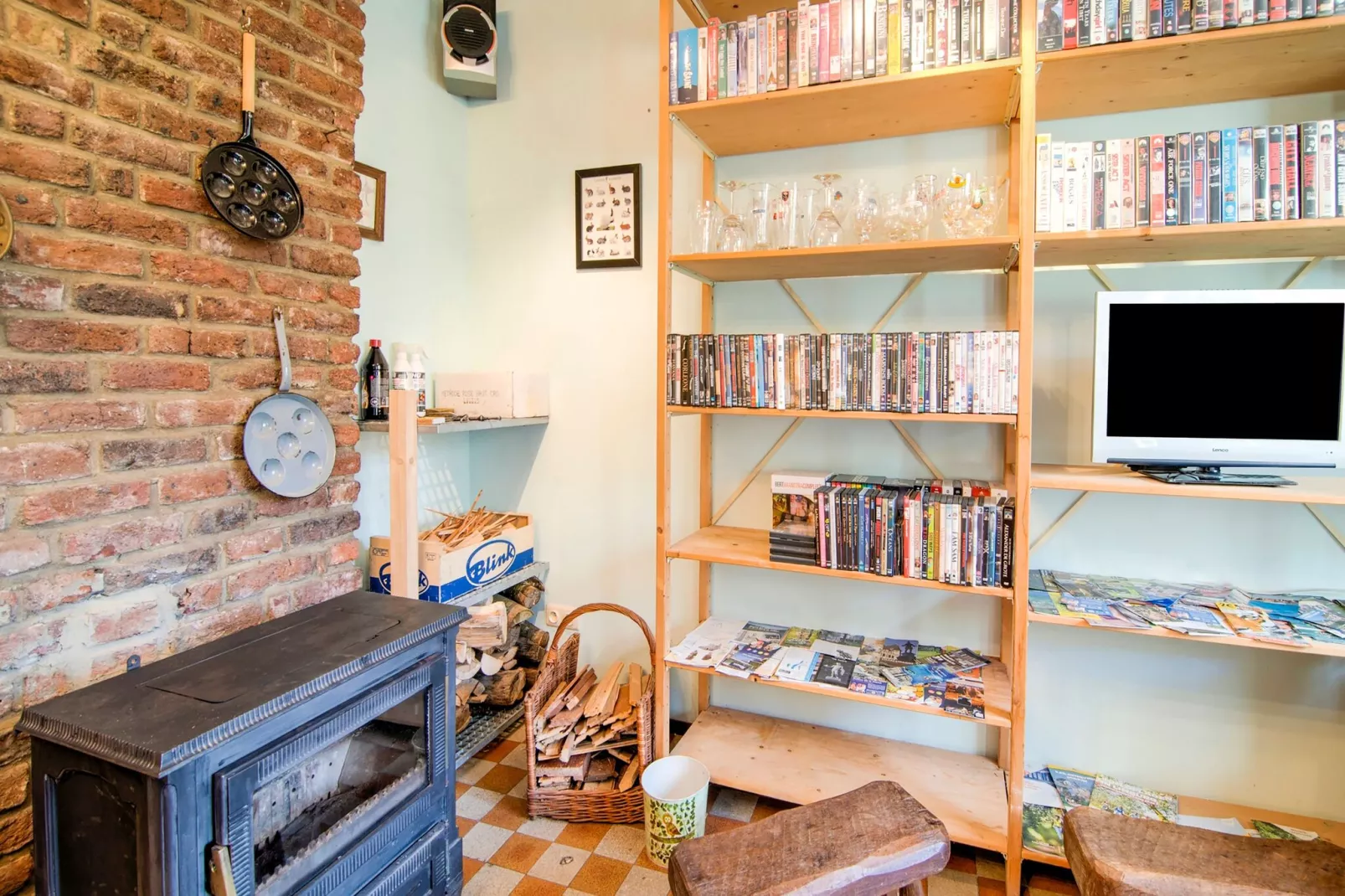 Superbe habitation pour 4 adultes-Living room