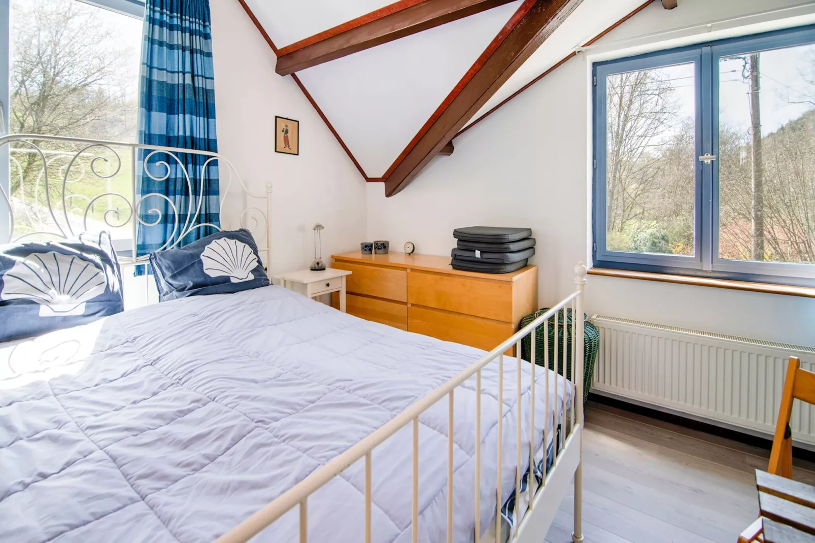 Superbe habitation pour 4 adultes-Bedroom
