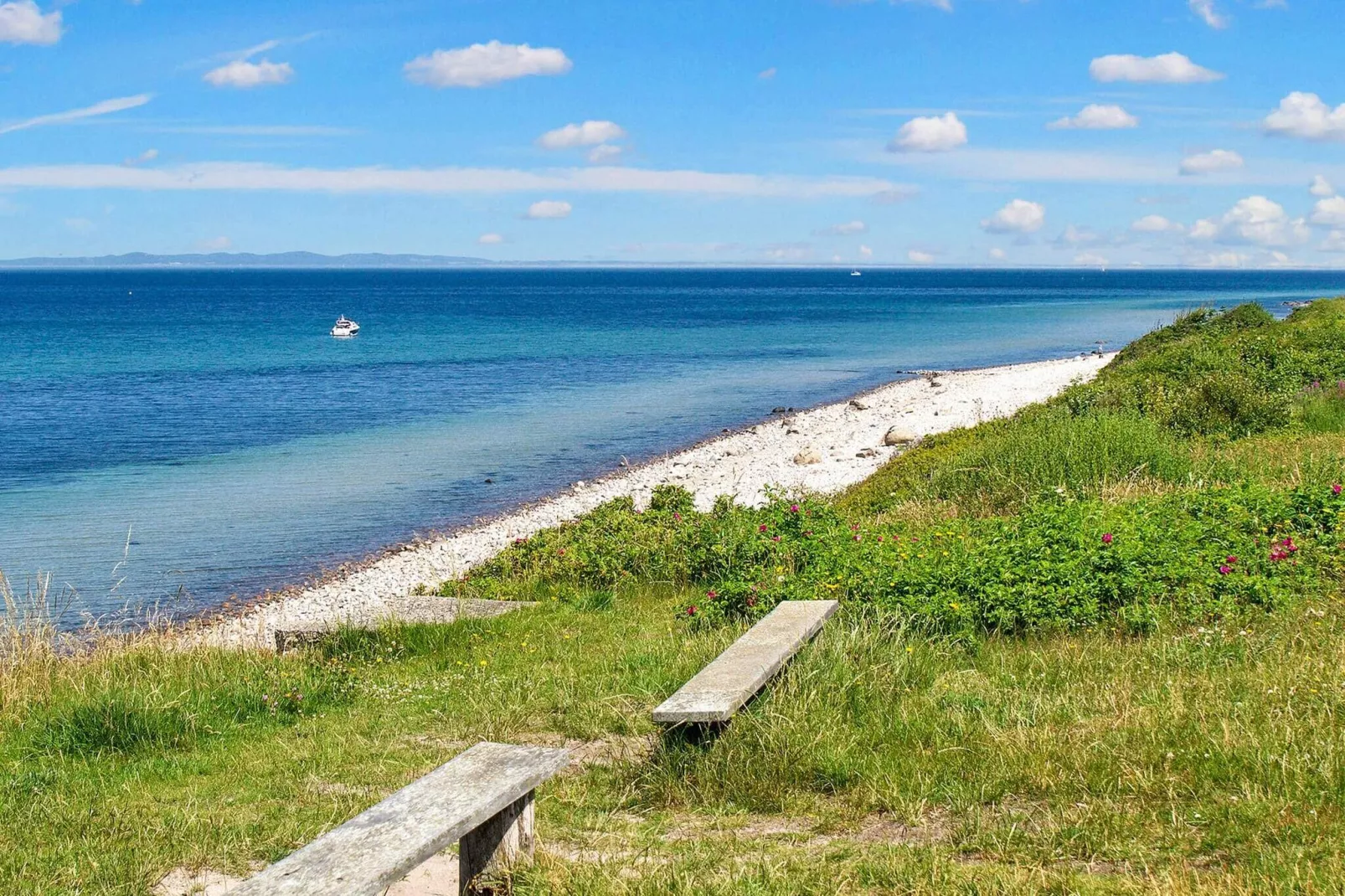 3 room,2Bad,w/partially seav.,Premium-Water view