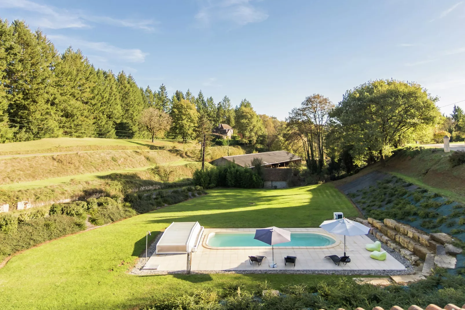 Villa Montignac-View summer