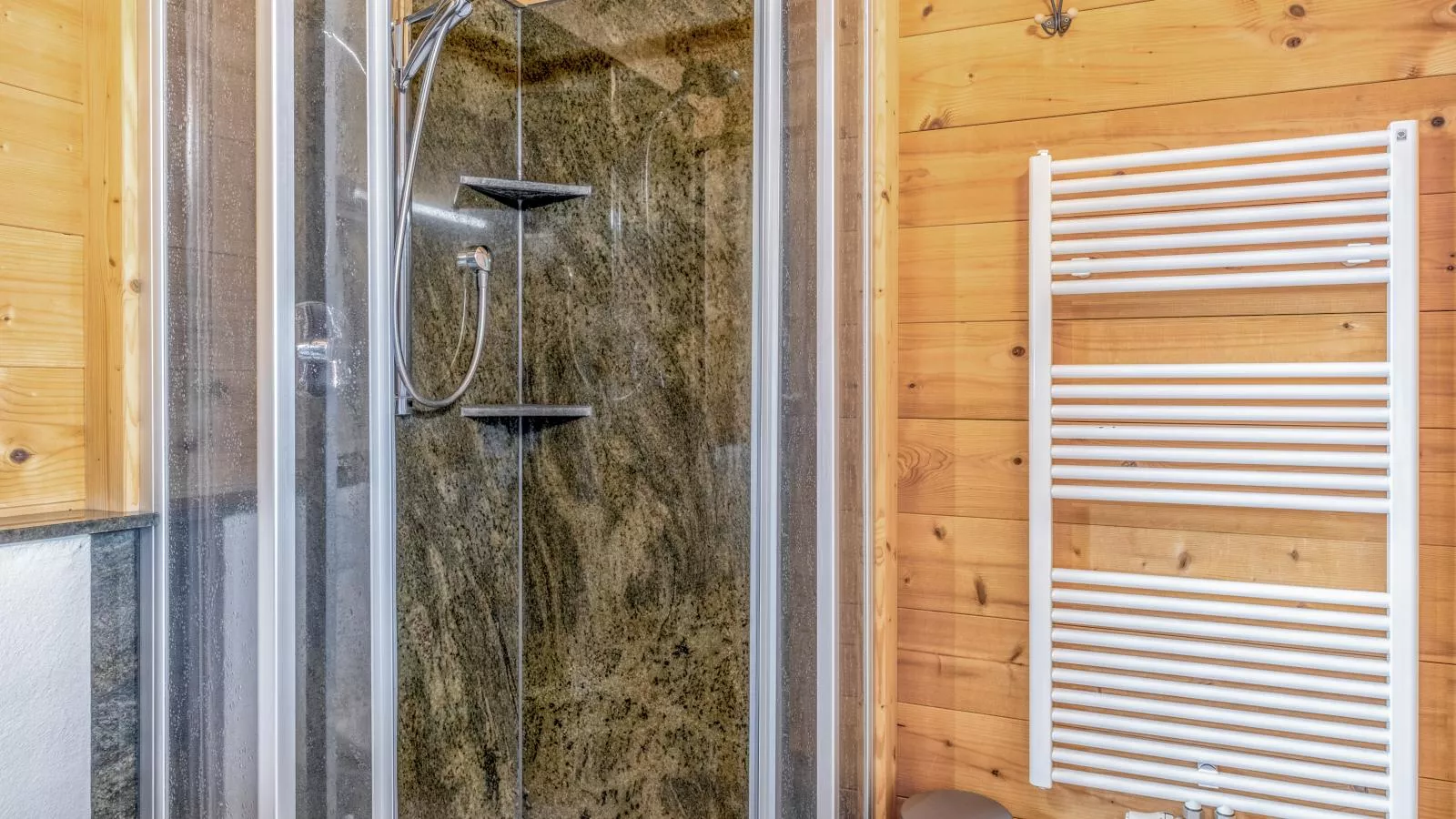 In Skiliftnähe-Bathroom