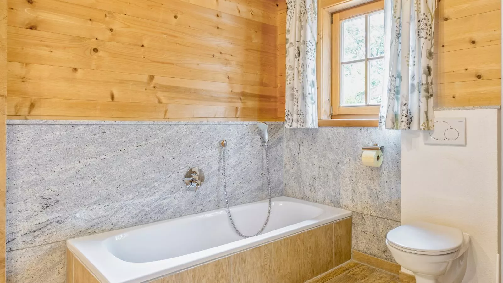 Idylle am Waldrand-Bathroom