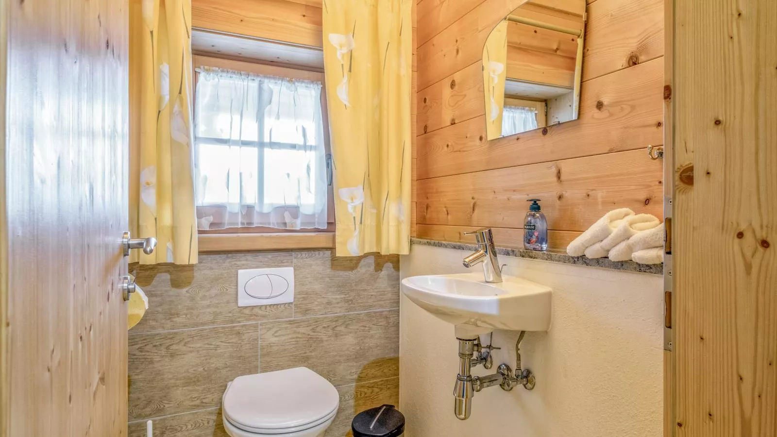 Idylle am Waldrand-Bathroom