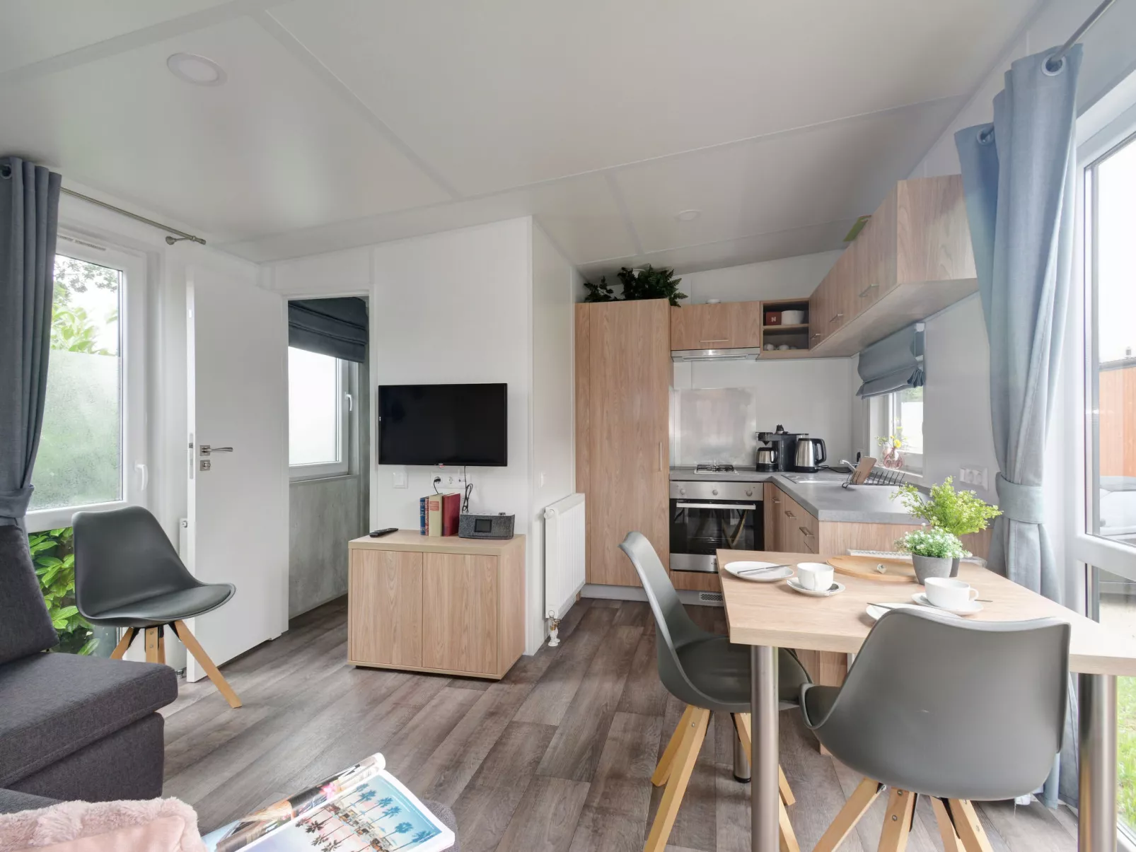 Tiny Haus Central-Inside