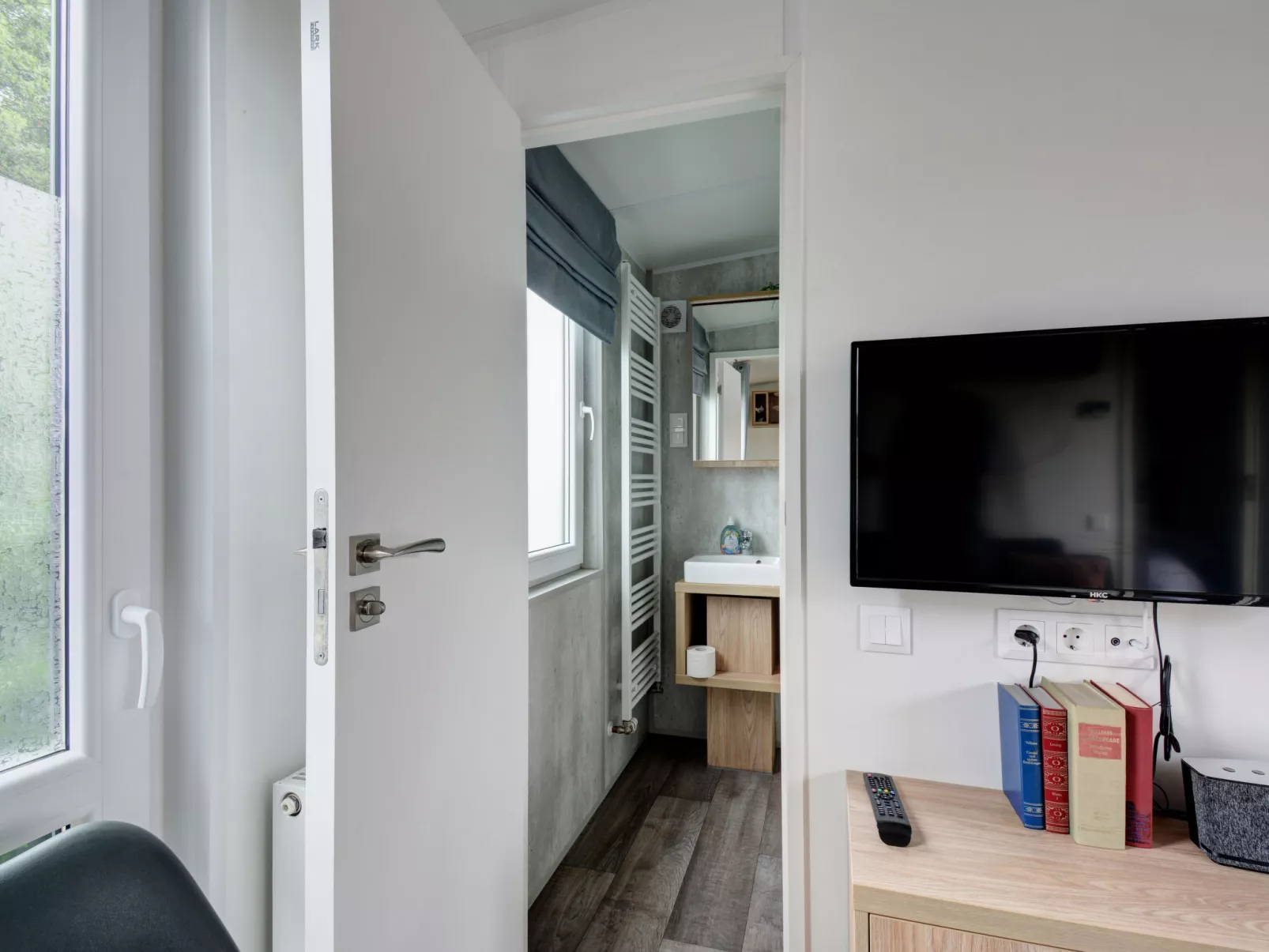Tiny Haus Central-Inside