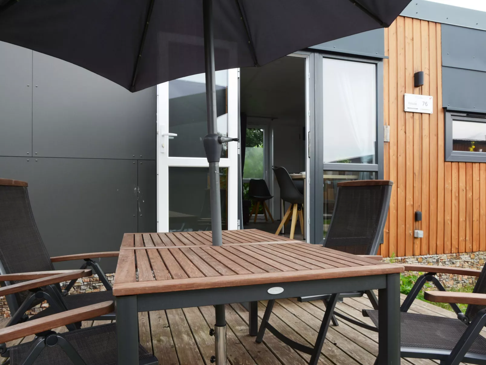 Tiny Haus Central-Inside