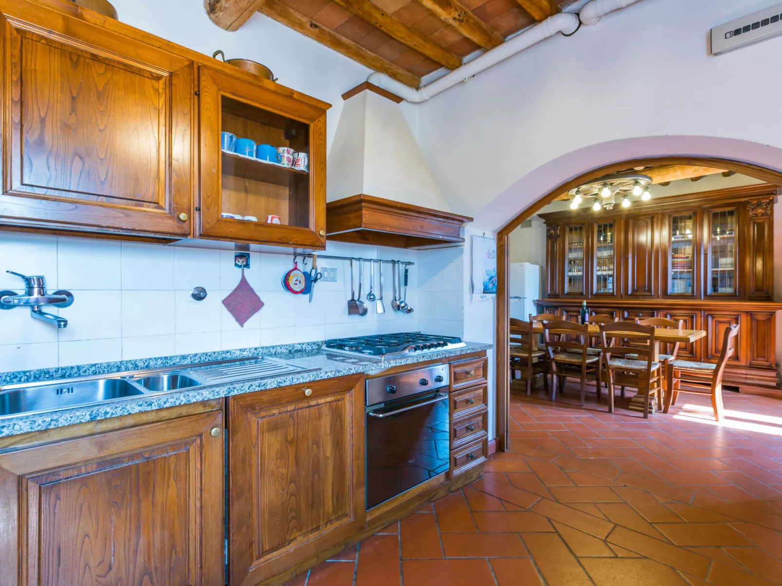 Il Poggetto-Inside