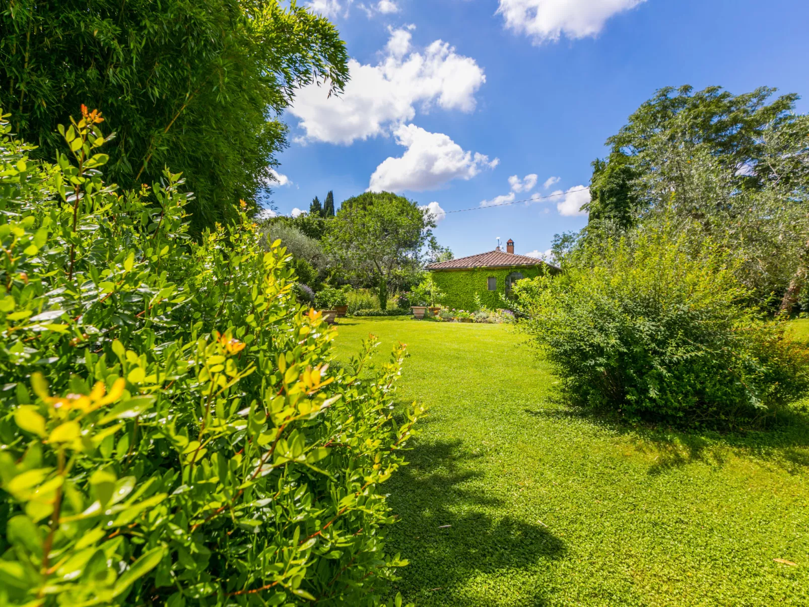 Villa Vittoria-Outside
