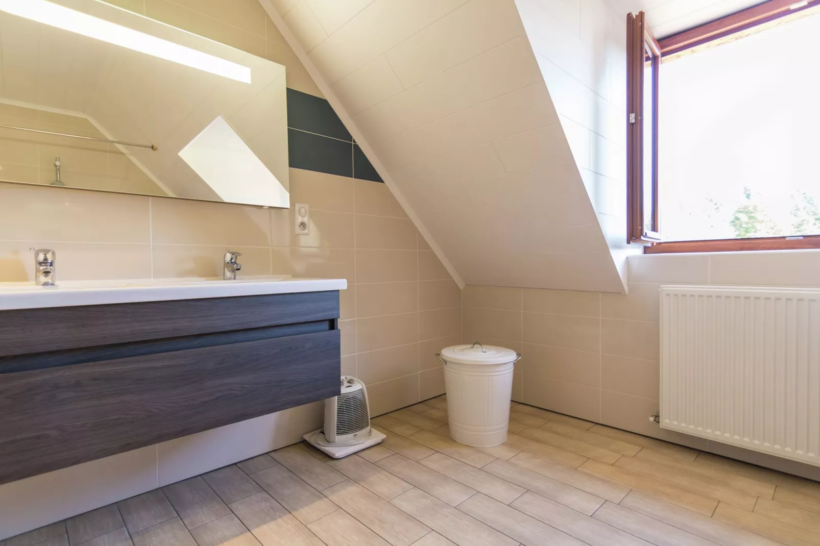Villa Montignac-Bathroom