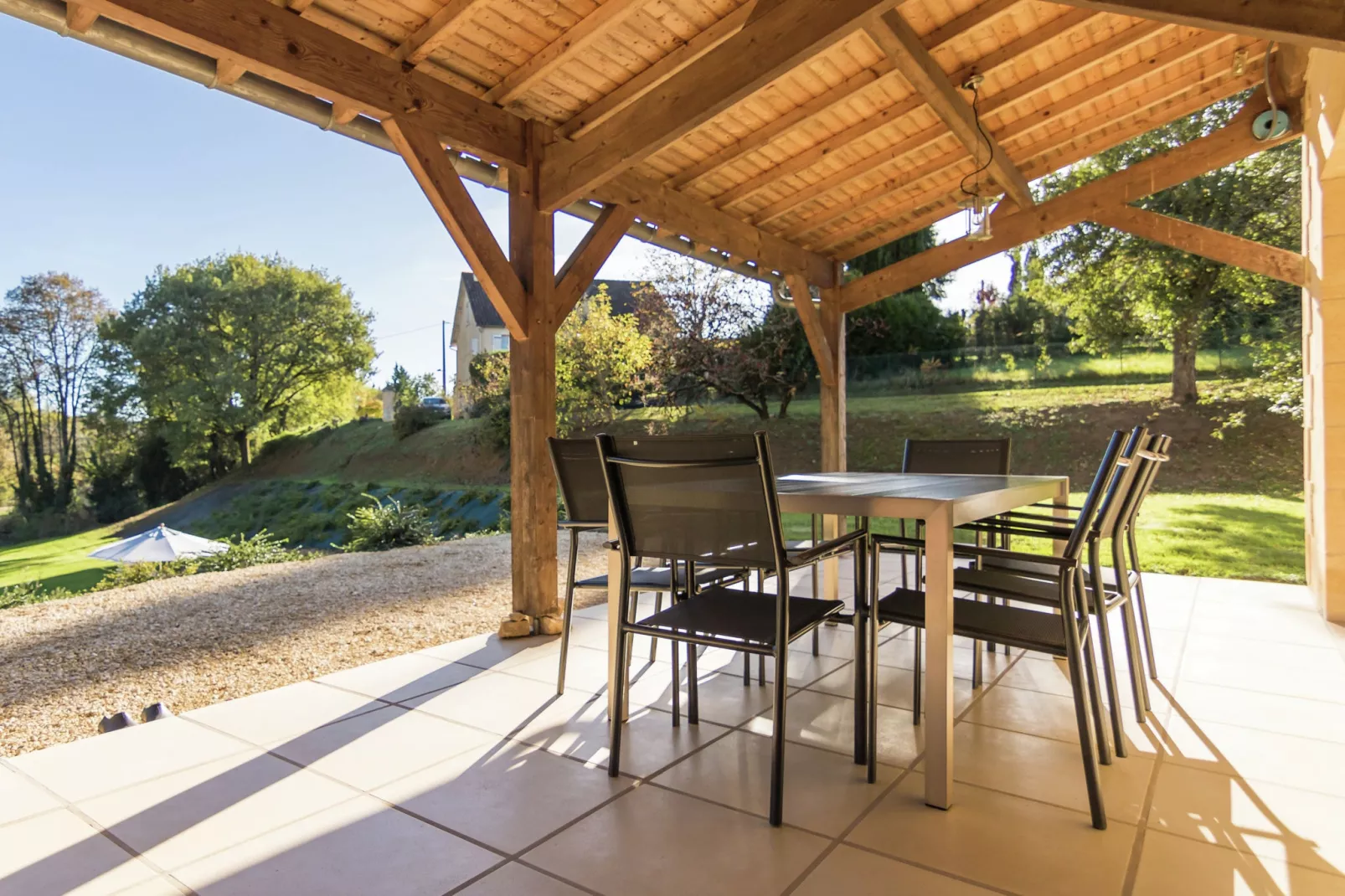 Villa Montignac-Terrace balcony