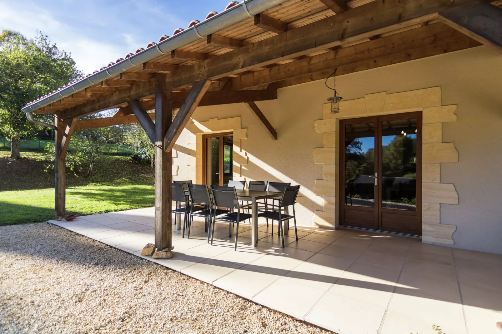 Villa Montignac-Terrace balcony