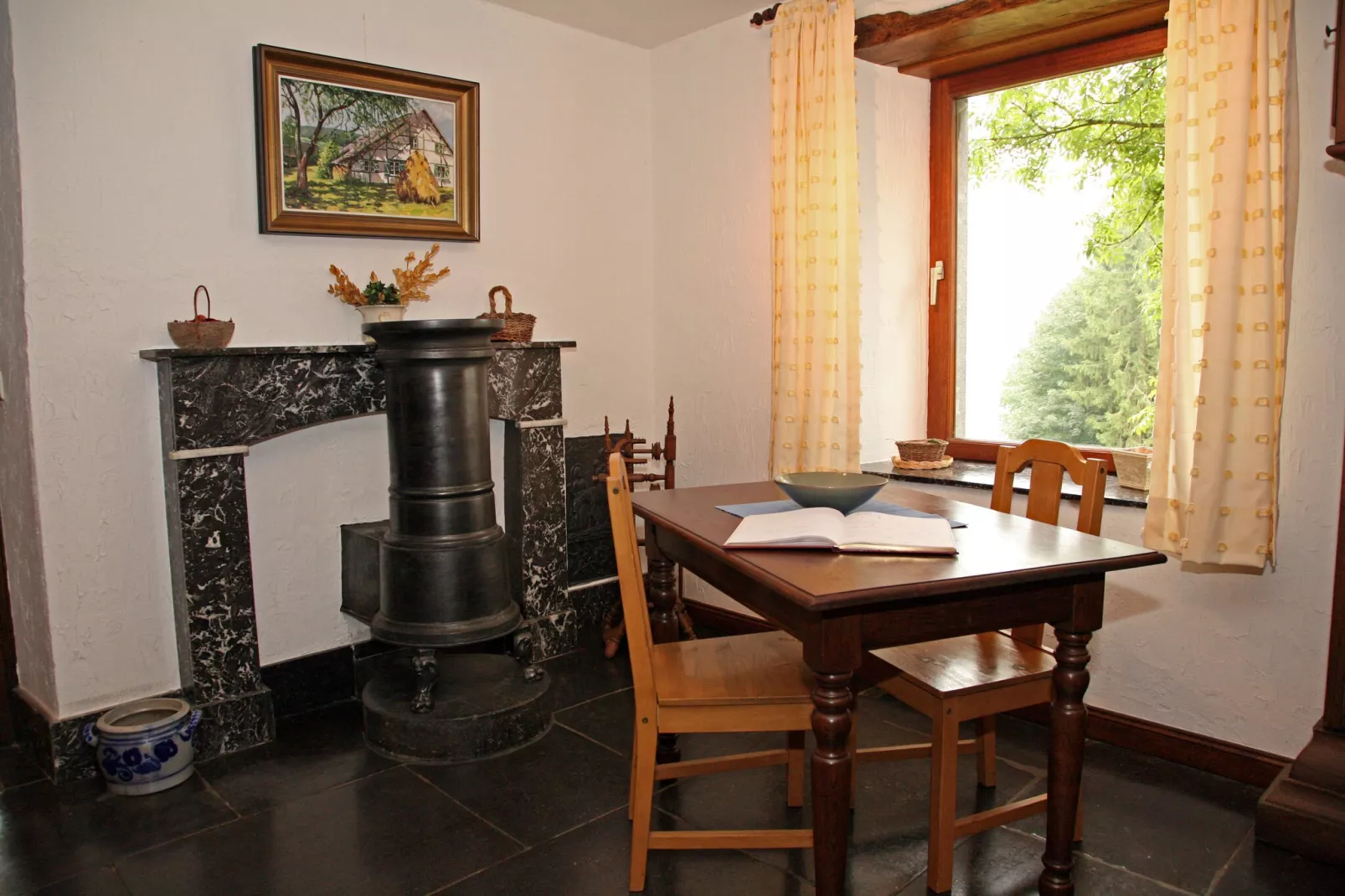 Clos Simon d Exbomont-Reception hall