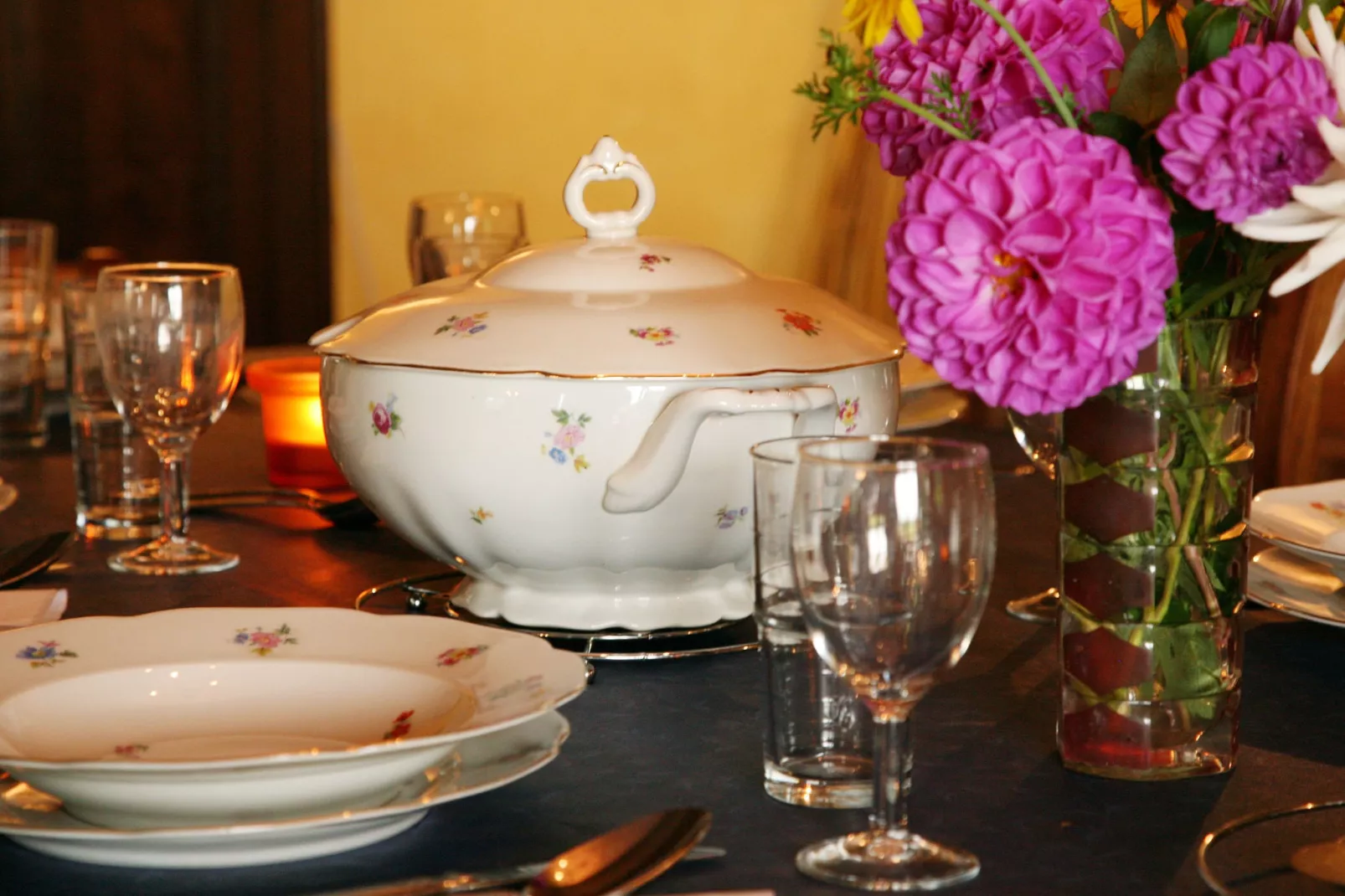 Clos Simon d Exbomont-Dining room
