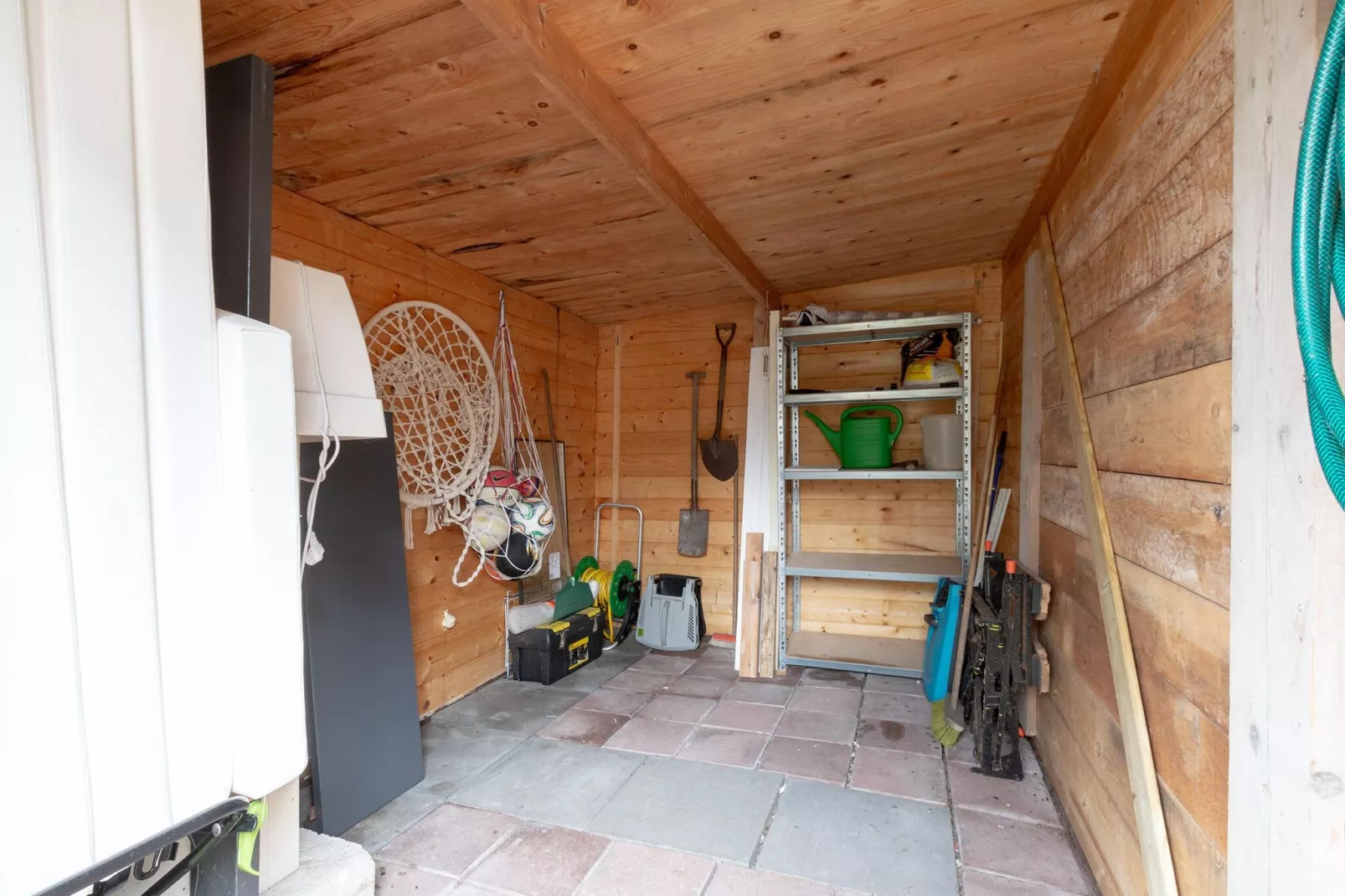 Duinland 68-Facilities