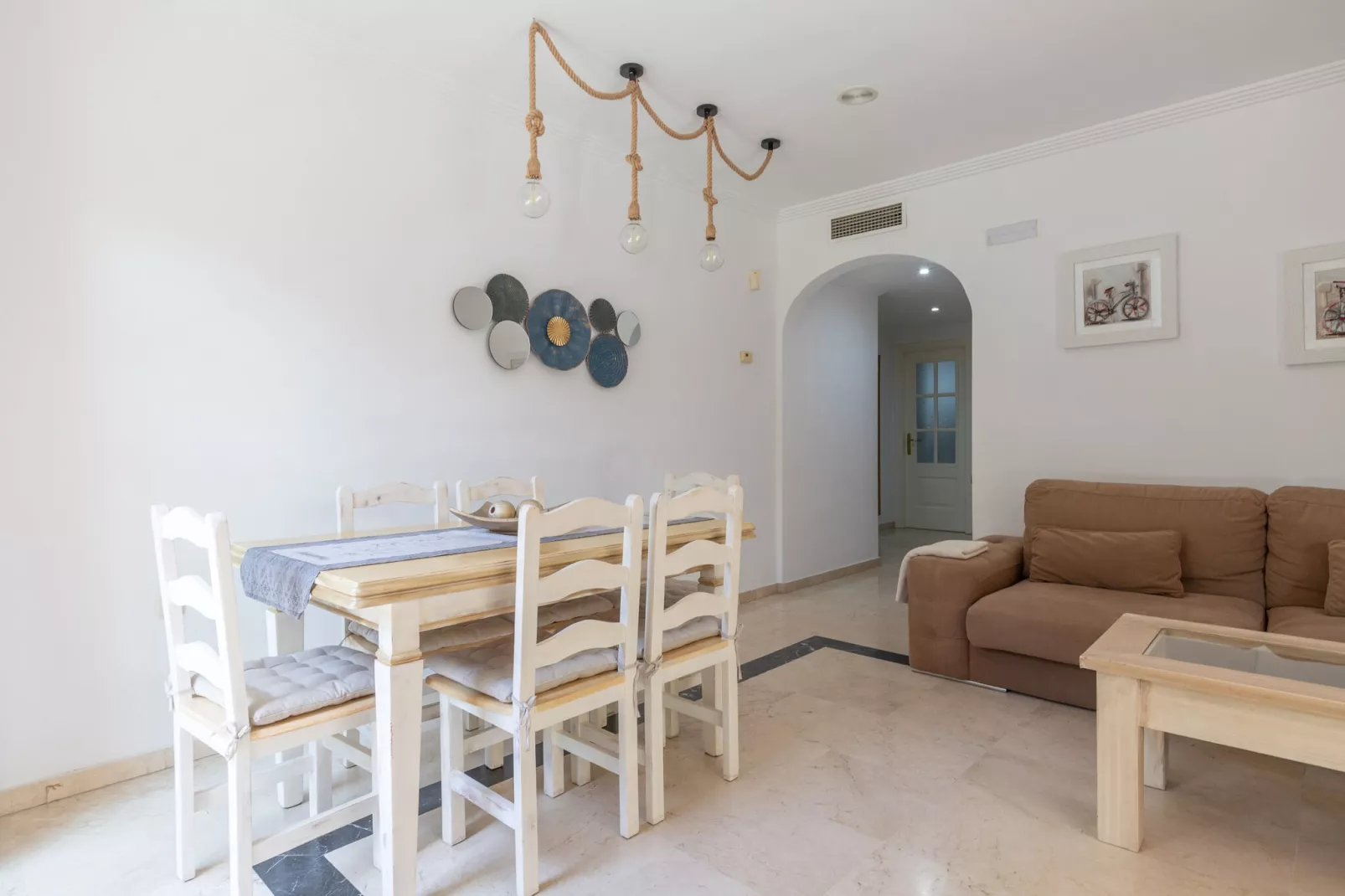Mar Bella-Dining room
