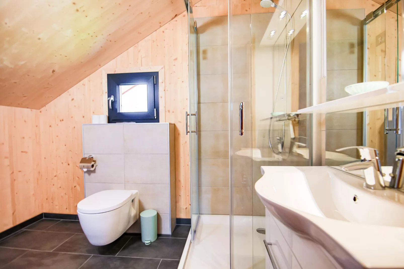 Almdorf Hohentauern 5-Bathroom