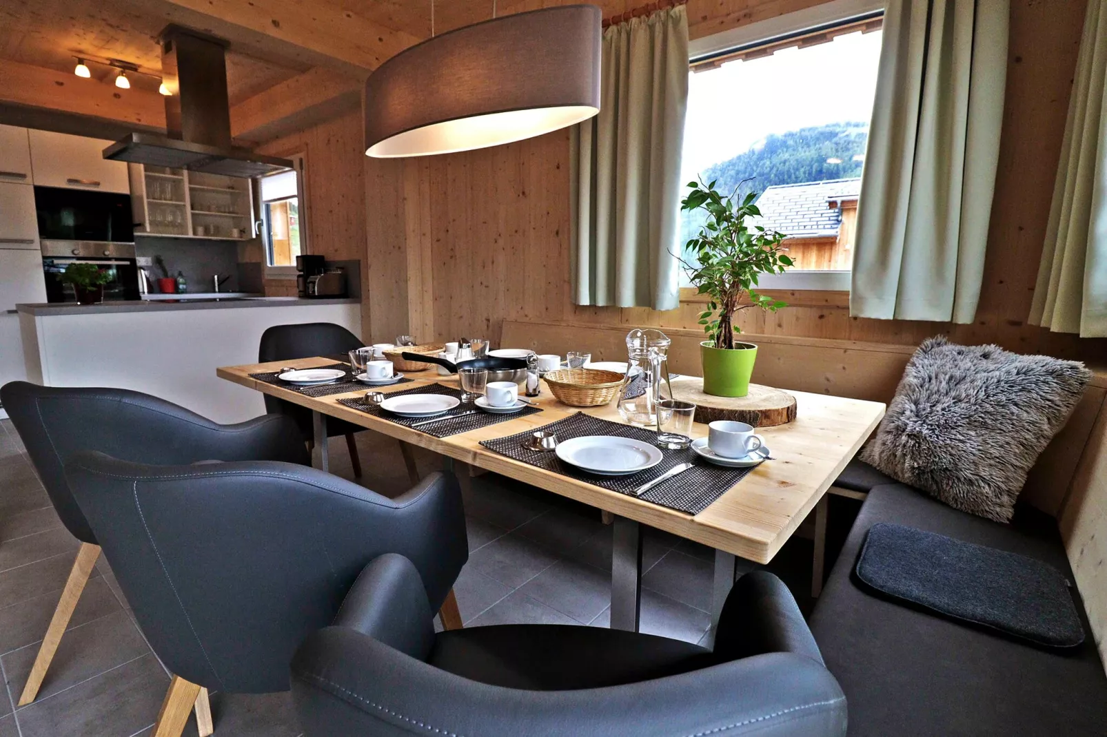 Almdorf Hohentauern 57-Salle à manger
