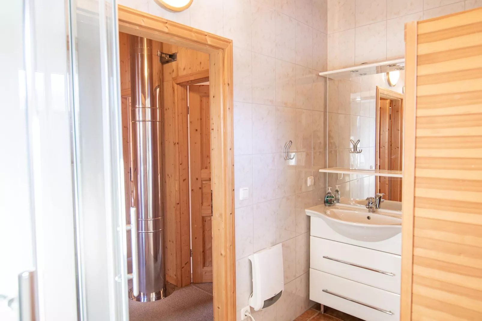 Almdorf Hohentauern 14-Bathroom