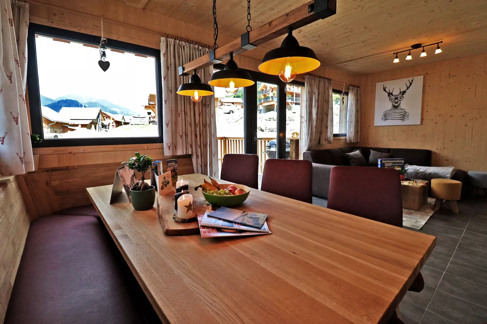 Almdorf Hohentauern 47-Salle à manger